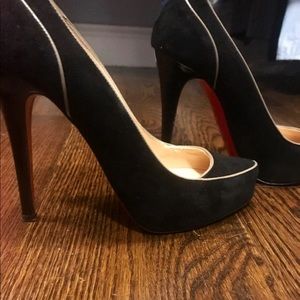 Christian-Louboutin heels size 38.5